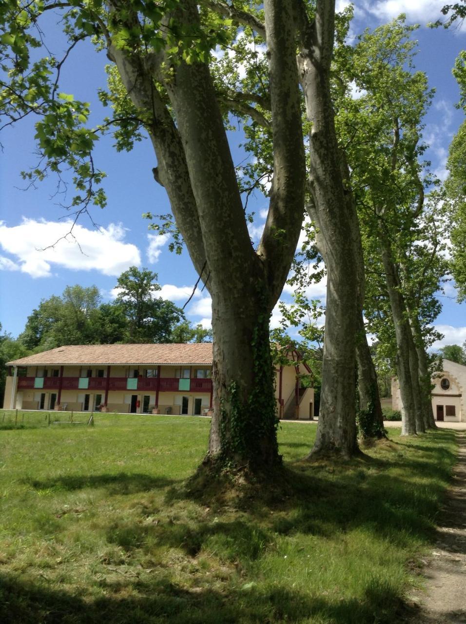 Village Vacances Chateau Moulerens Gradignan Extérieur photo